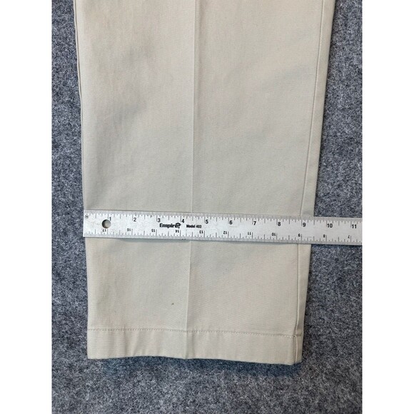 LL Bean Mens Comfort Waist Pants Size XL Beige Off White Chino Casual Everyday - Picture 6 of 8
